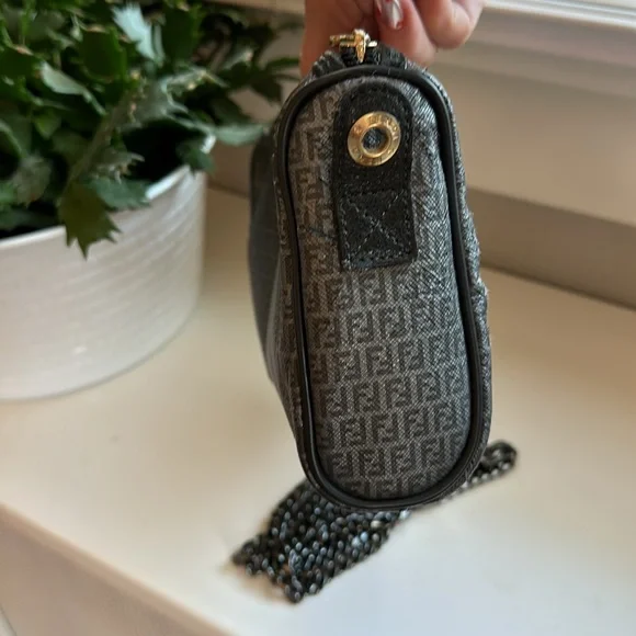 Authentic FENDI clutch with added chrome unbranded chain. - Picture 4 of 9